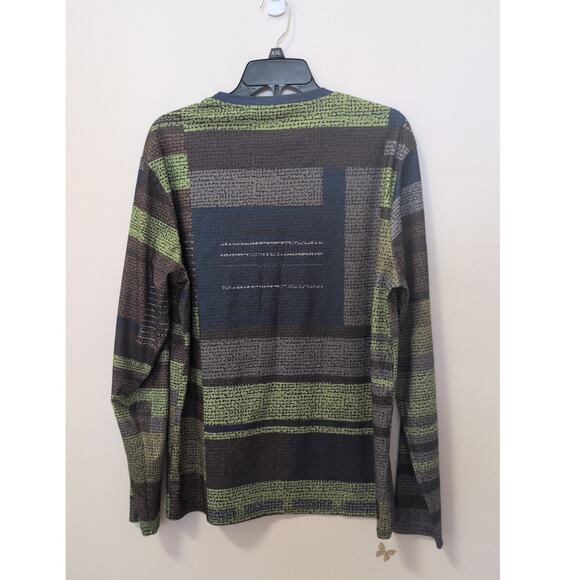 Green Colorblock Activewear Top – Size XL – EUC – No Label - Picture 4 of 4